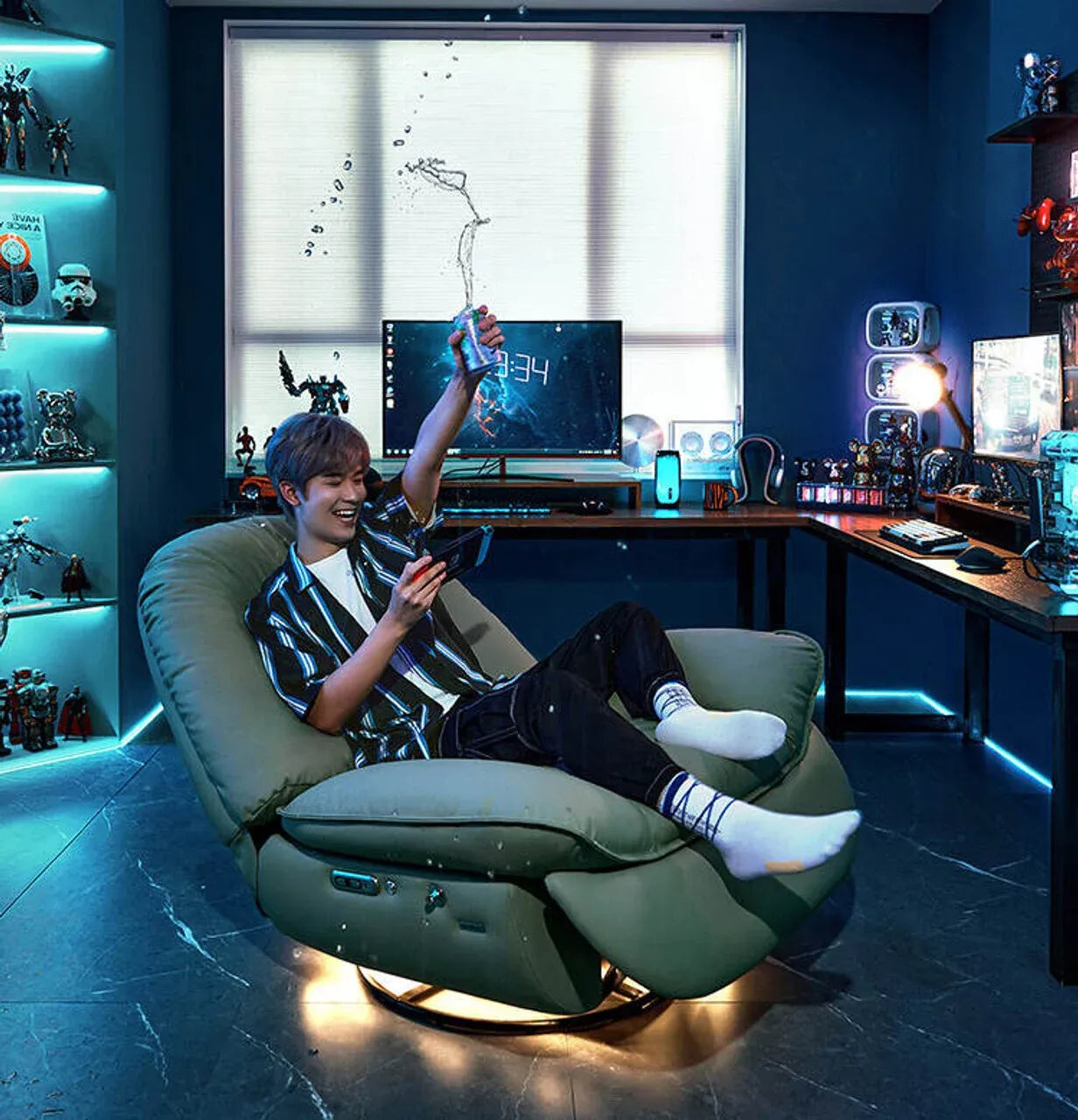 كرسي أريكة ذكي مع تحكم صوتي